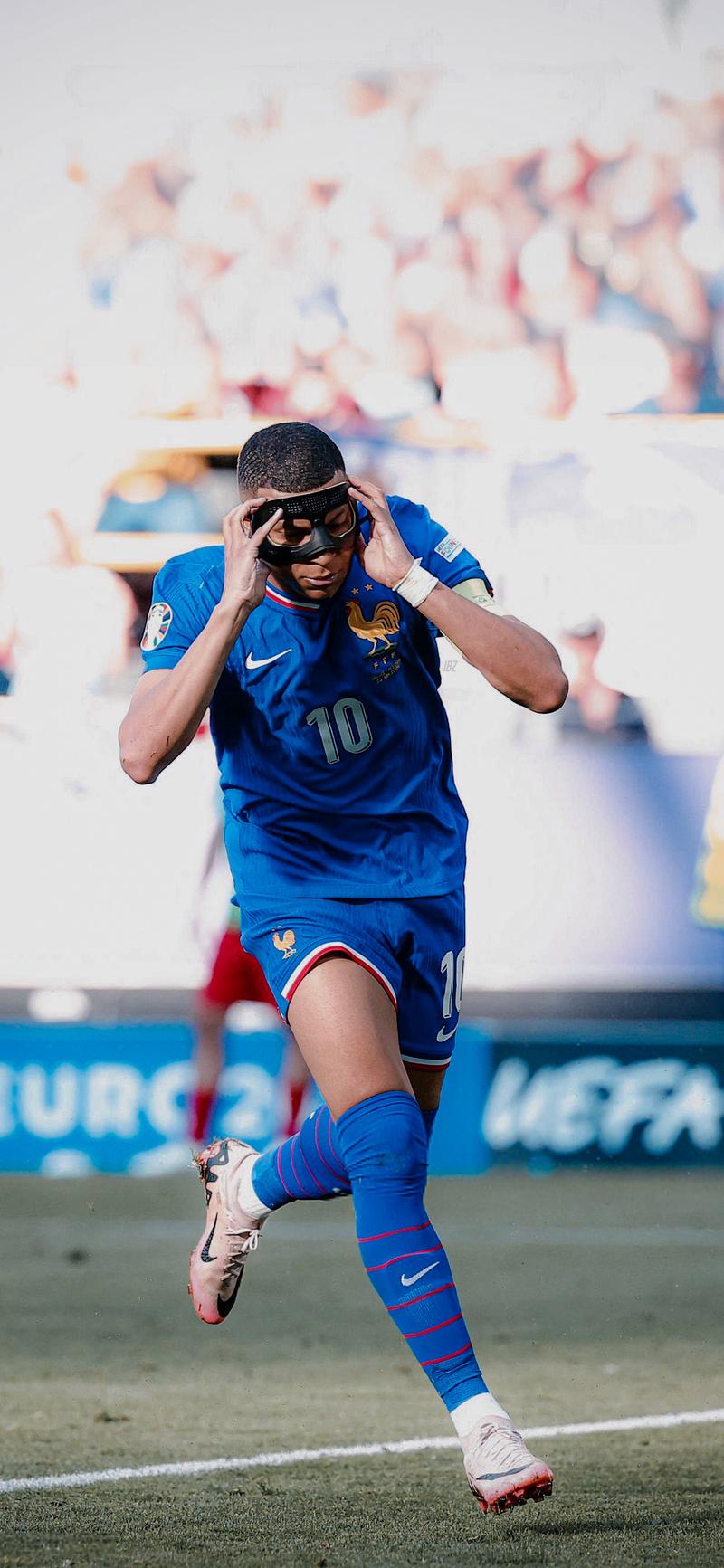 杜篮特连续得分，全队士气高涨（杜兰特连连取分，全队士气飙升）