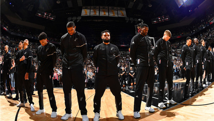 残特奥运动员说输了也是自己的英雄（残特奥健儿：即便失利，仍是自己的英雄）