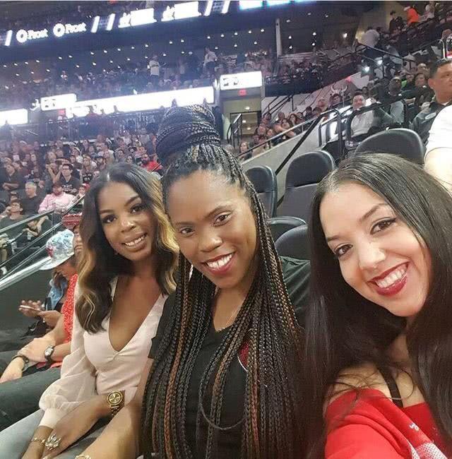 都体：米兰在关注布雷斯特左闸洛科，他是本赛季法甲抢断王（都体：米兰有意布雷斯特左后卫洛科，法甲本季抢断王）