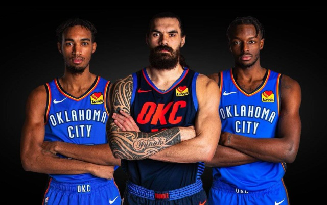 詹姆斯关键三分绝杀比赛（詹姆斯压哨三分定胜负）