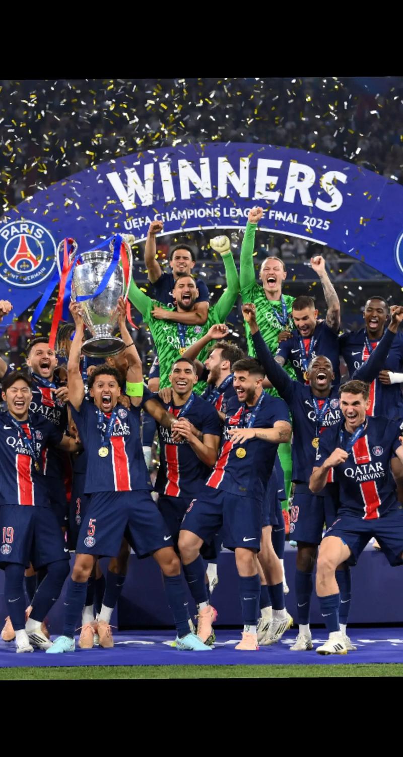 达尼洛同时斩获两座欧冠&解放者杯冠军，为历史首人（达尼洛创纪录：史上首人同时加冕欧冠与解放者杯）